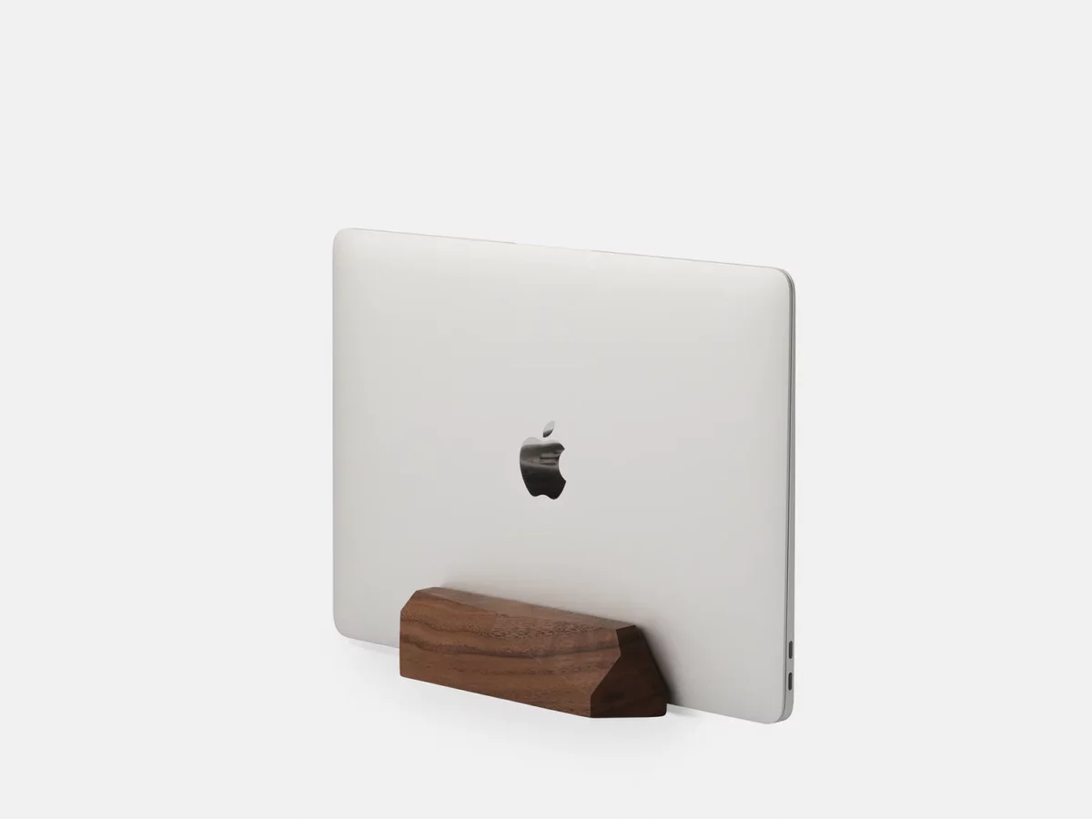 Oakywood - Laptop Dock - Walnut