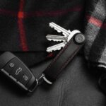 Orbitkey Obsidian schwarz Crazy-Horse Schlüsselanhänger