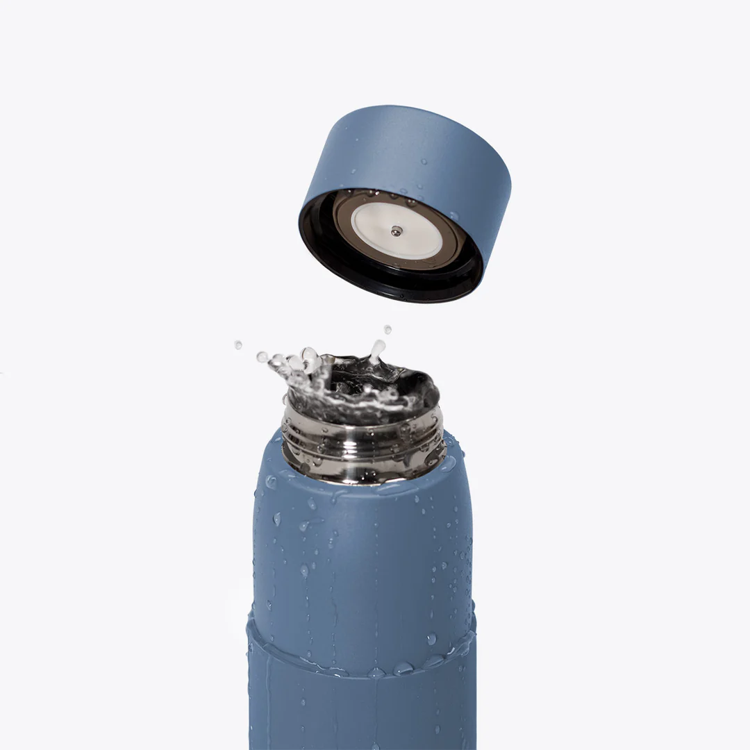 Akvo Trinkflasche in blau von Ucon Acrobatics