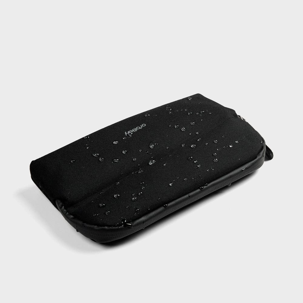 Desk Pouch Schwarz von Orbitkey