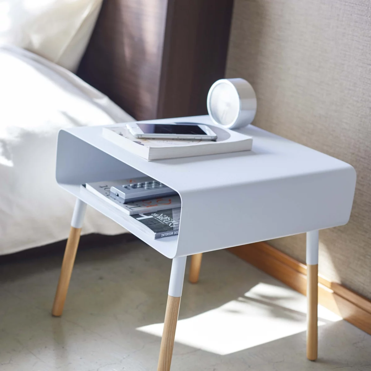 Yamazaki Beistelltisch Plain in weiss