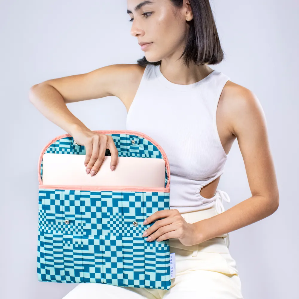 Kind Bag Laptop Sleeve Trippy Check