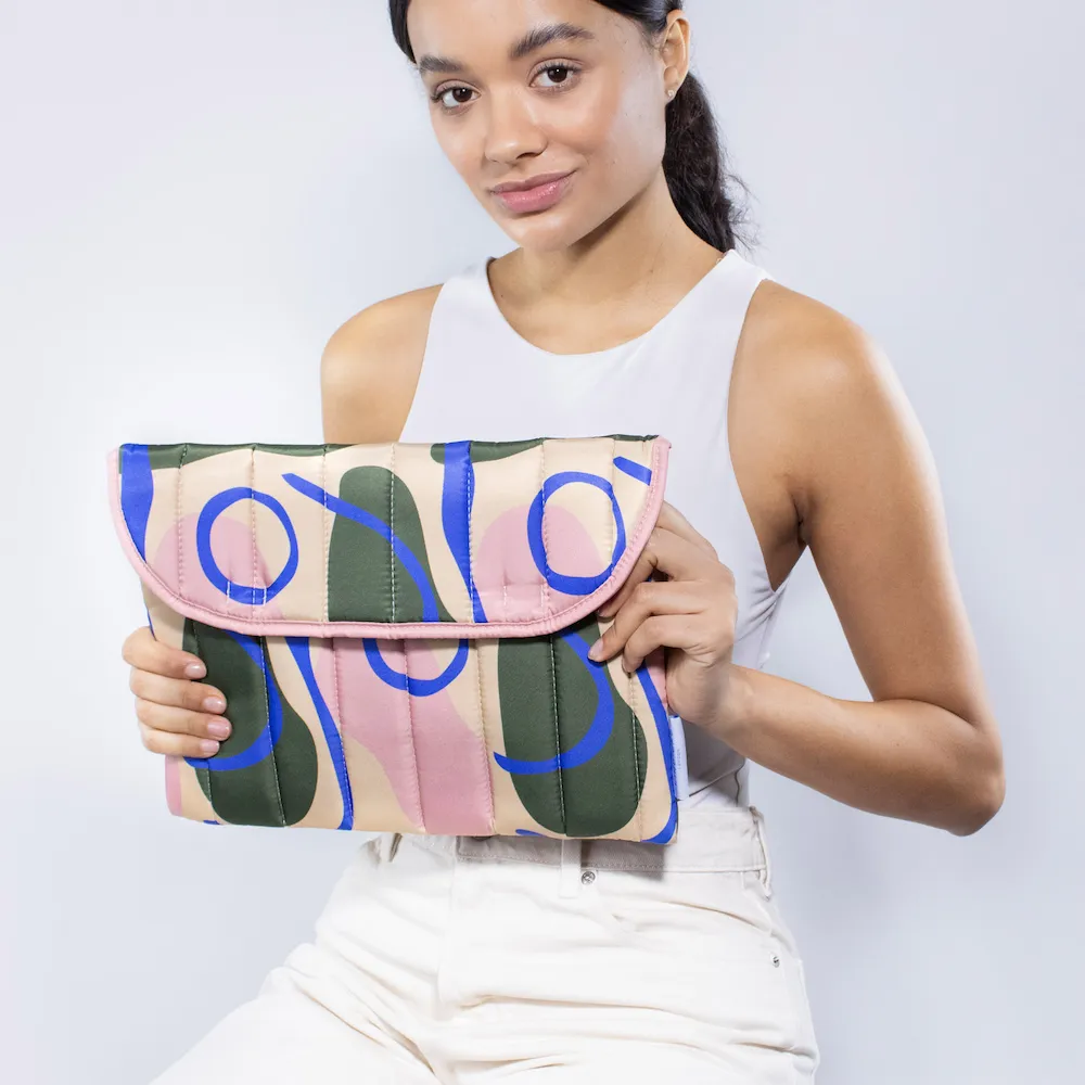 Kind Bag laptop sleeve Shapes