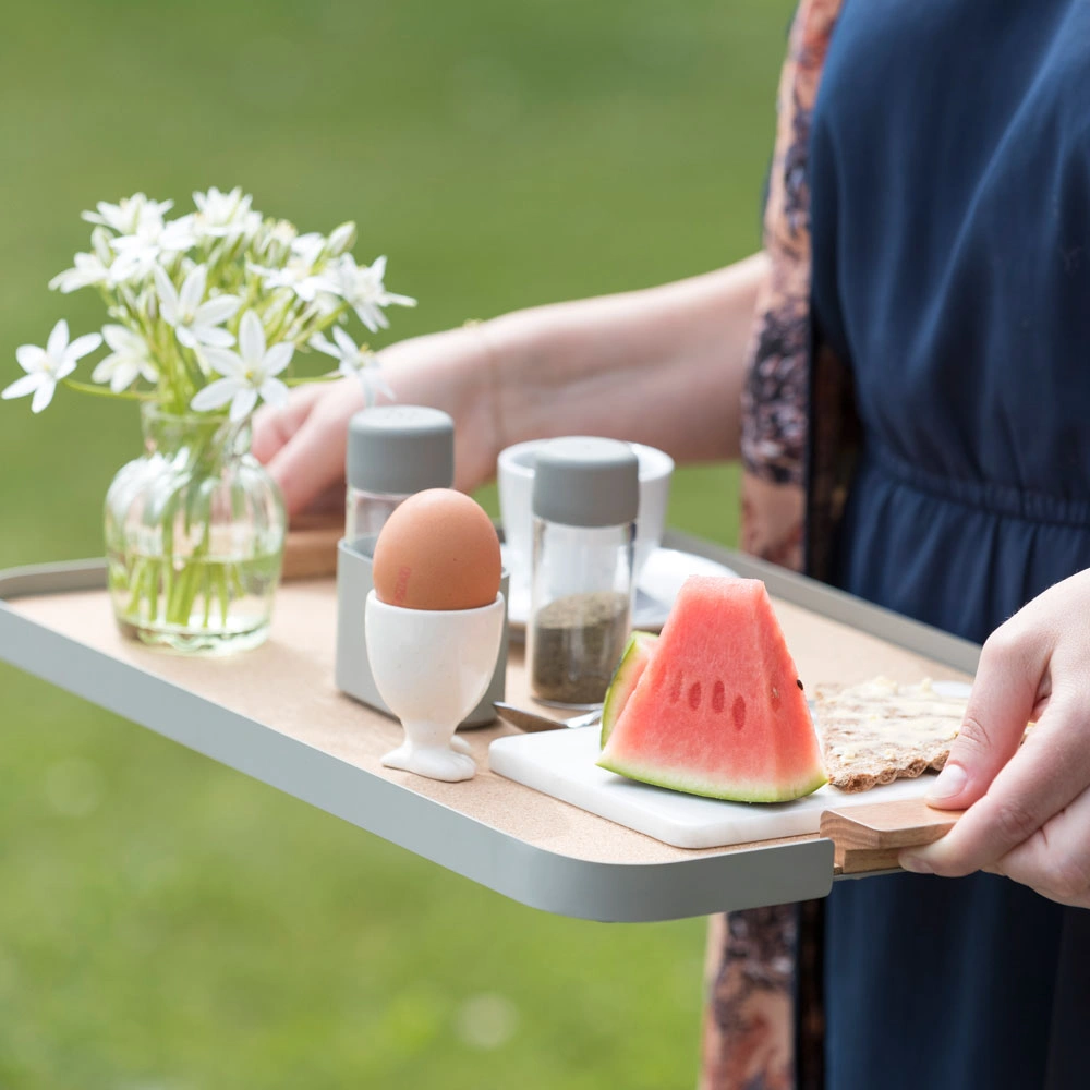 DesignBite Serviertablett mit Korkmatte in Grau
