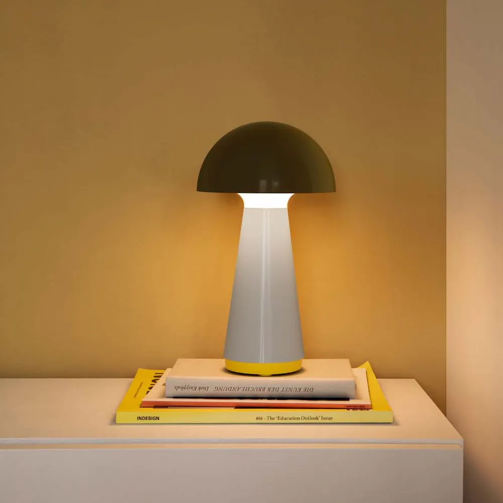 Remember table lamp Bob Mint