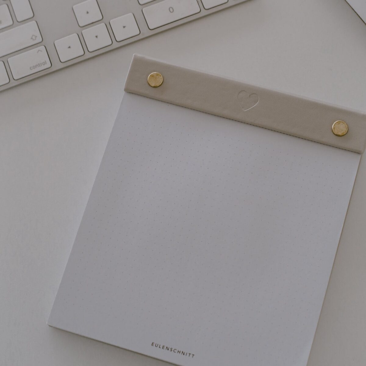 Owl cut notepad with heart motif