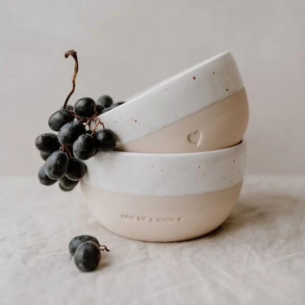 Bowl with heart motif by Eulenschnitt