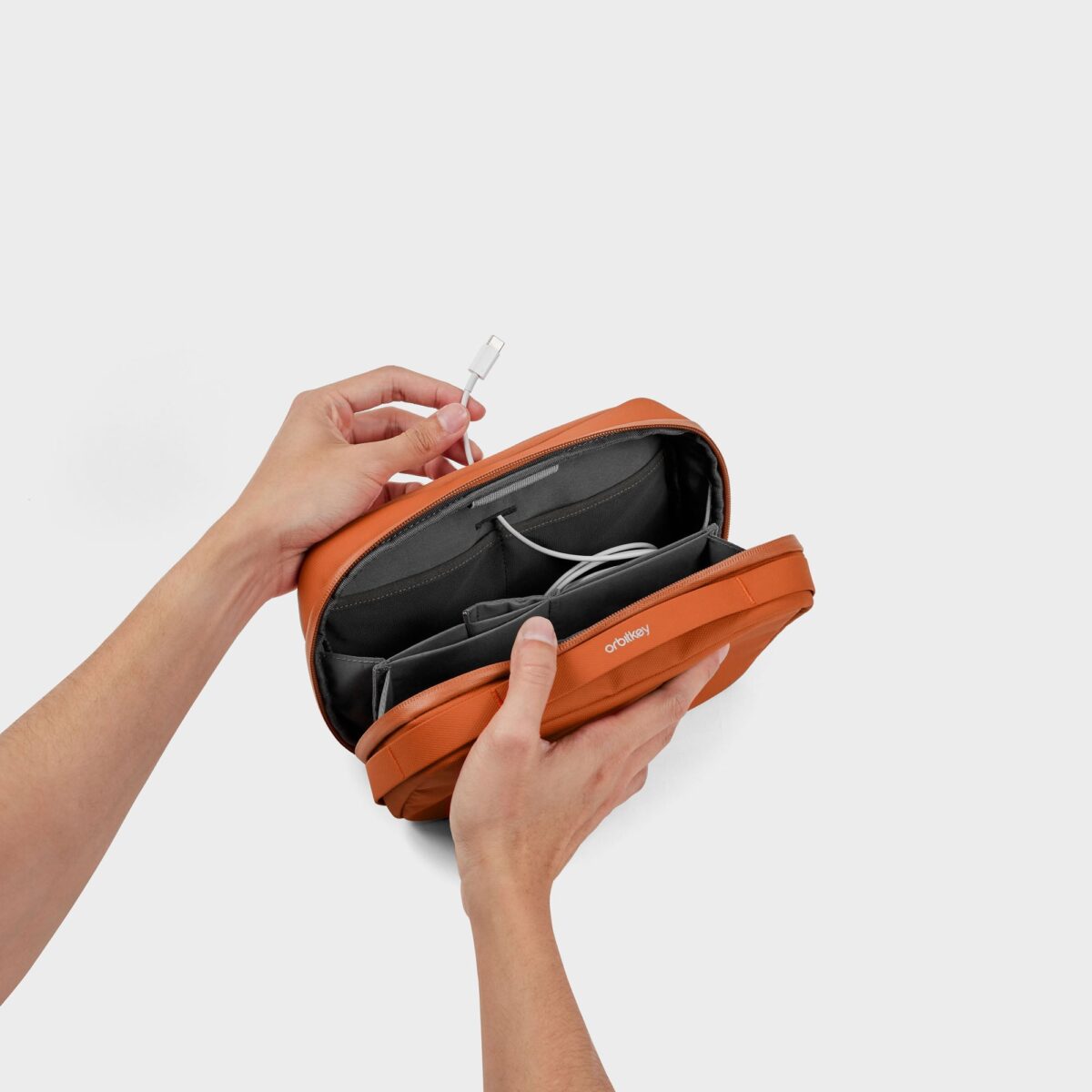 Pochette technique Orbitkey 2-en-1