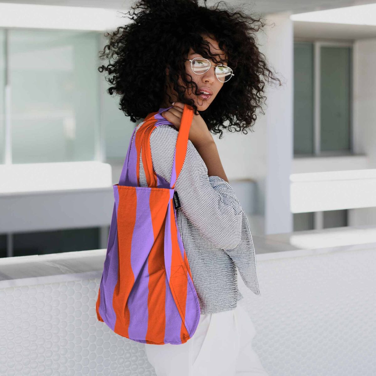 2-in-1 Rucksack und Einkaufstasche – Streifen