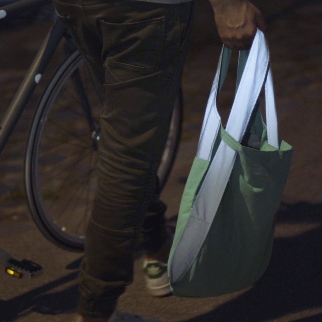 2-in-1 Rucksack und Einkaufstasche – Reflective