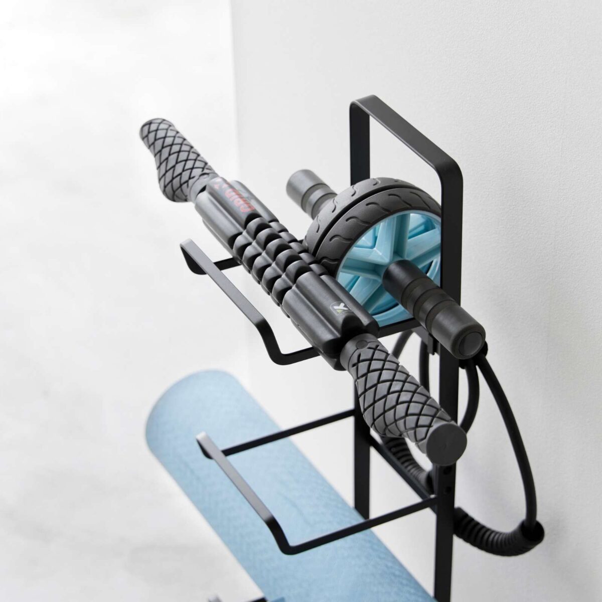 Fitnessgeräte-Ständer TOWER