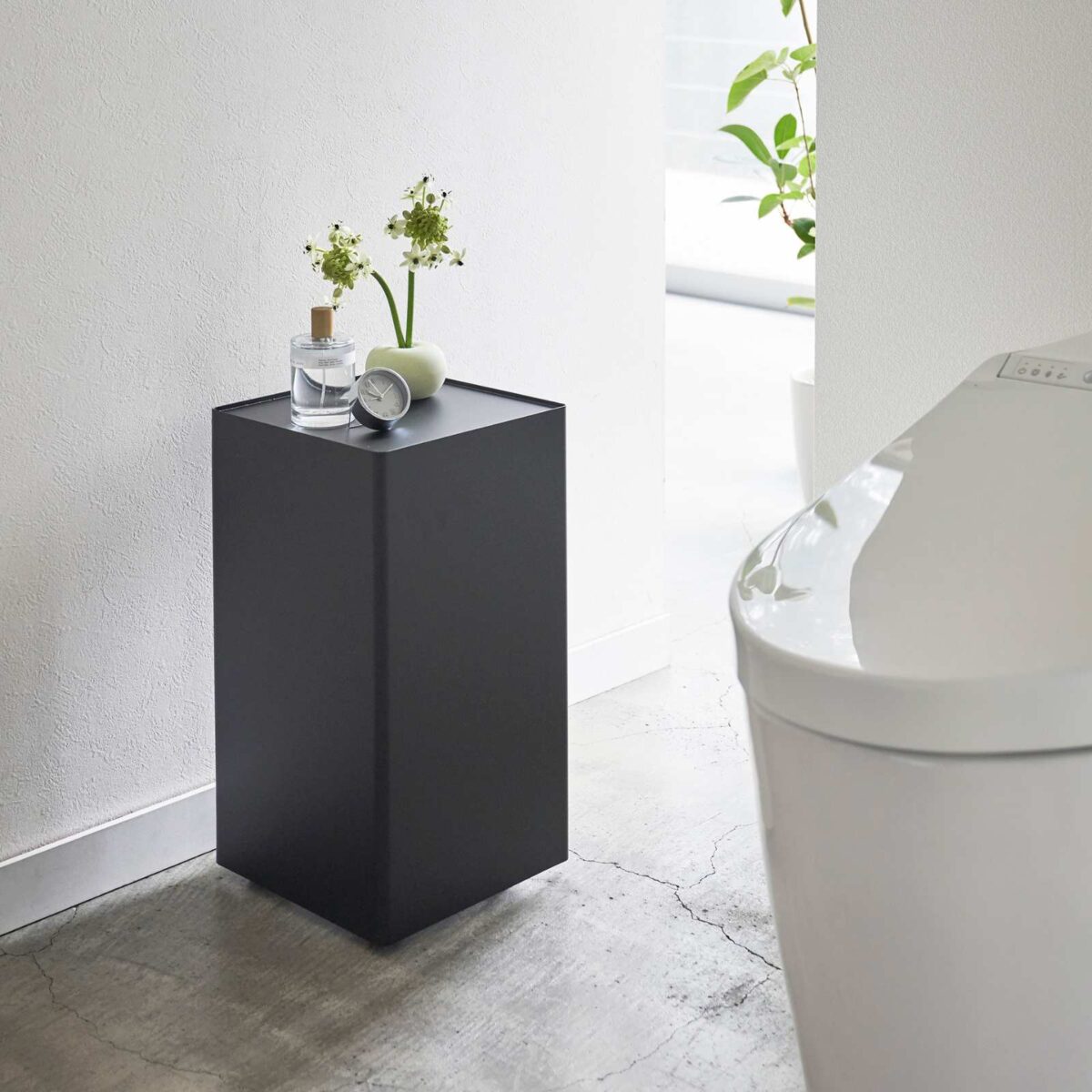 Toilettenpapier-Box TOWER mit Rollen