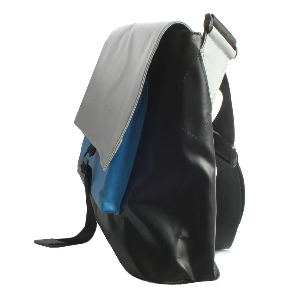 7clouds Tego 7.4 - black-grey-lightblue, Detailansicht 4 | One Horizon