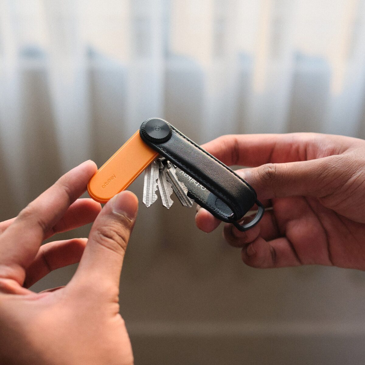 Orbitkey Universal Tracker