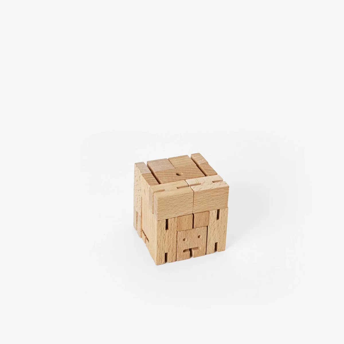 Areaware Cubebot Micro Holzroboter Natur, Detailansicht 8 | One Horizon