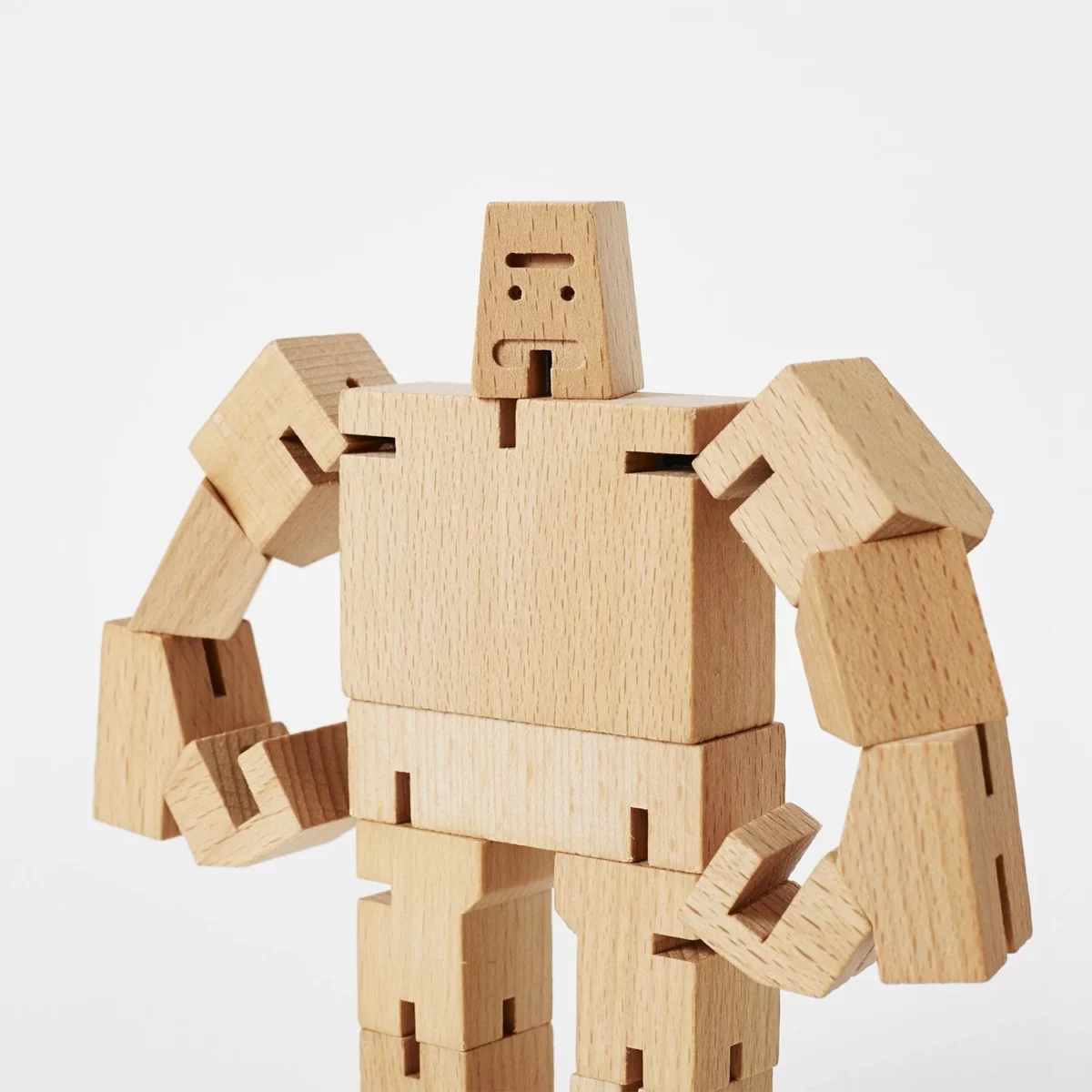 Areaware Cubebot Small Guthrie Holzroboter, Detailansicht 3 | One Horizon