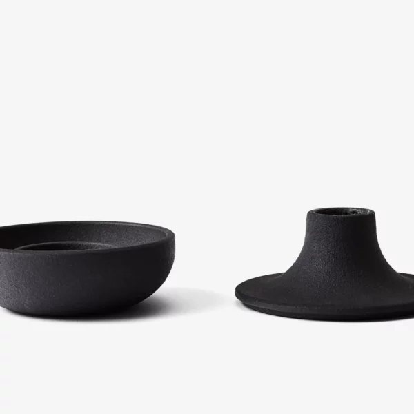 Areaware Kerzenhalter & Räucherhalter Cast Iron, Detailansicht 2 | One Horizon