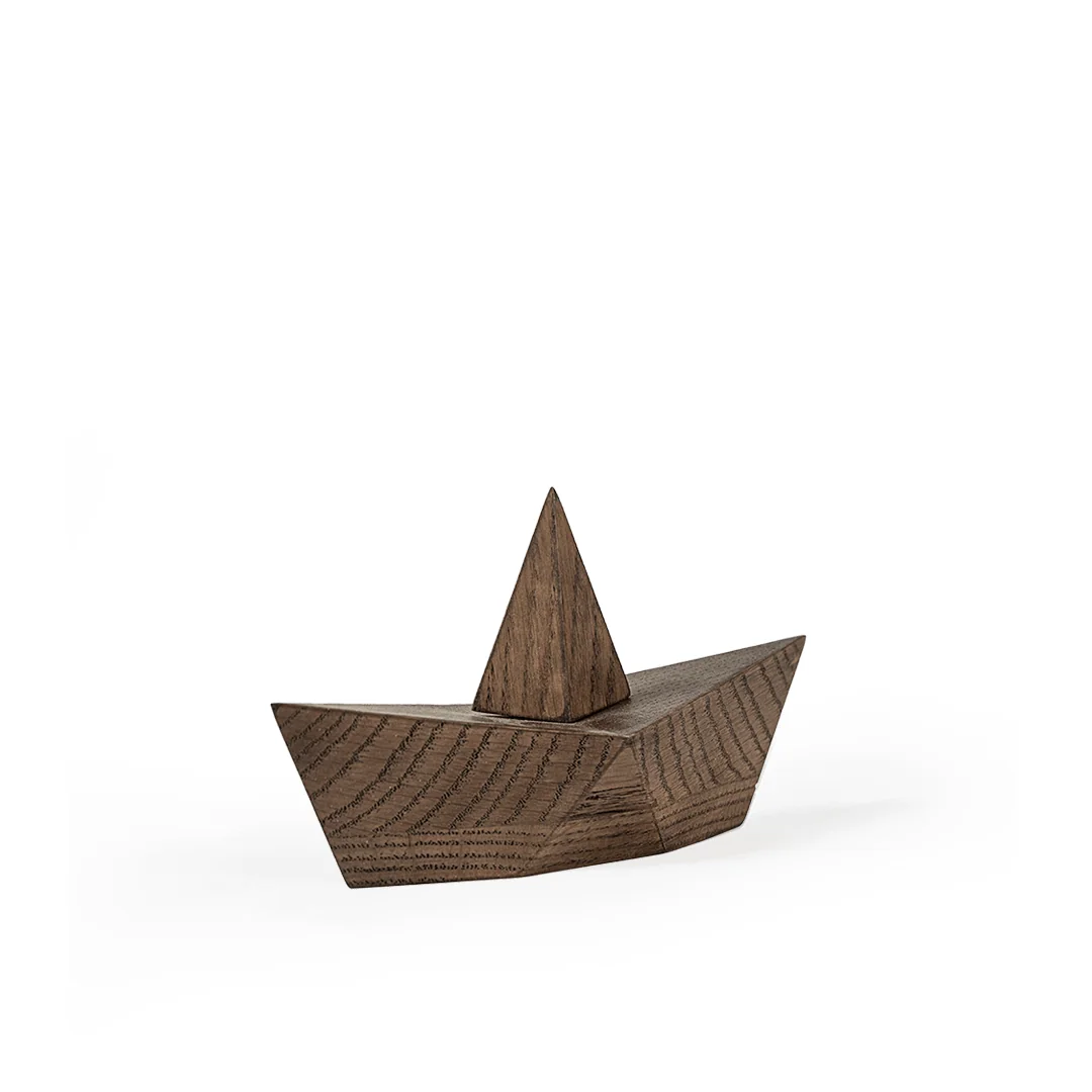 Boyhood Admiral Gross Smoked Oak, Detail View 5 | One Horizon