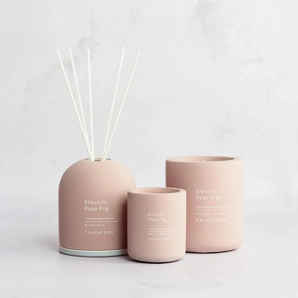 Chickidee Homeware Ltd Betonkerze Elektrische Birne & Feige, Detailansicht 2 | One Horizon