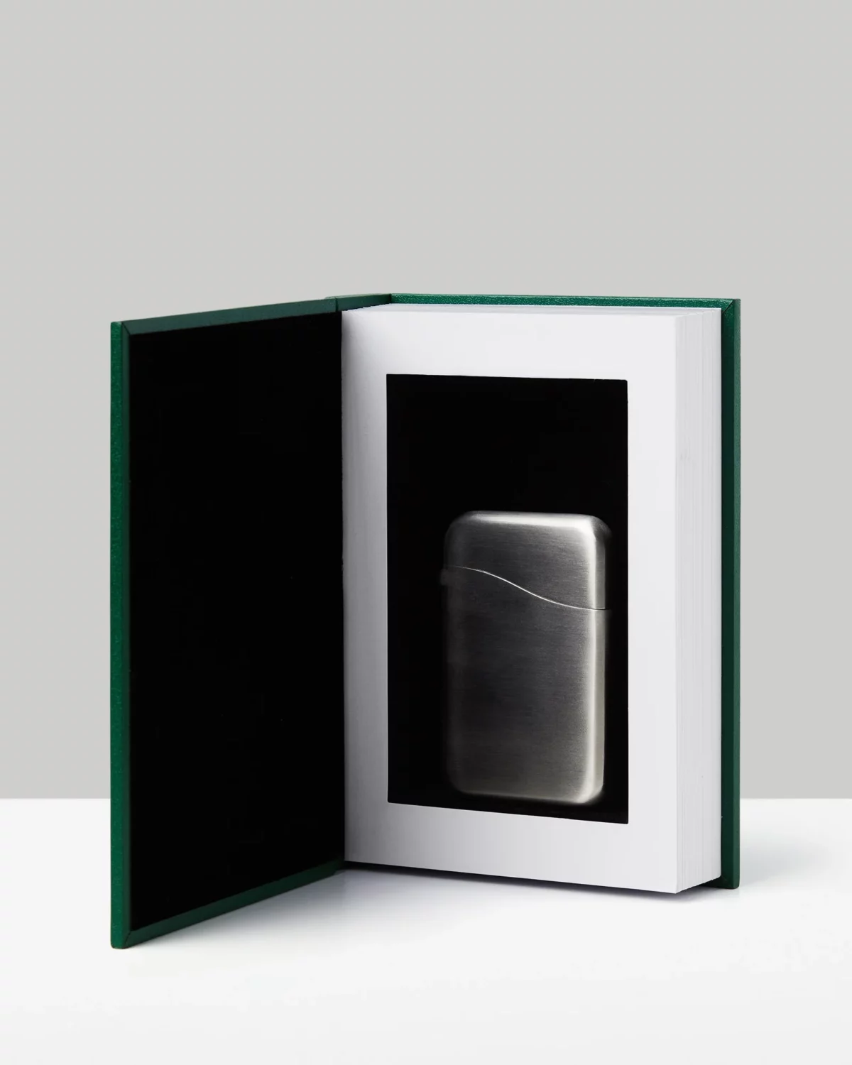 Craighill Tool and Die Book Box, Detail View 3 | One Horizon