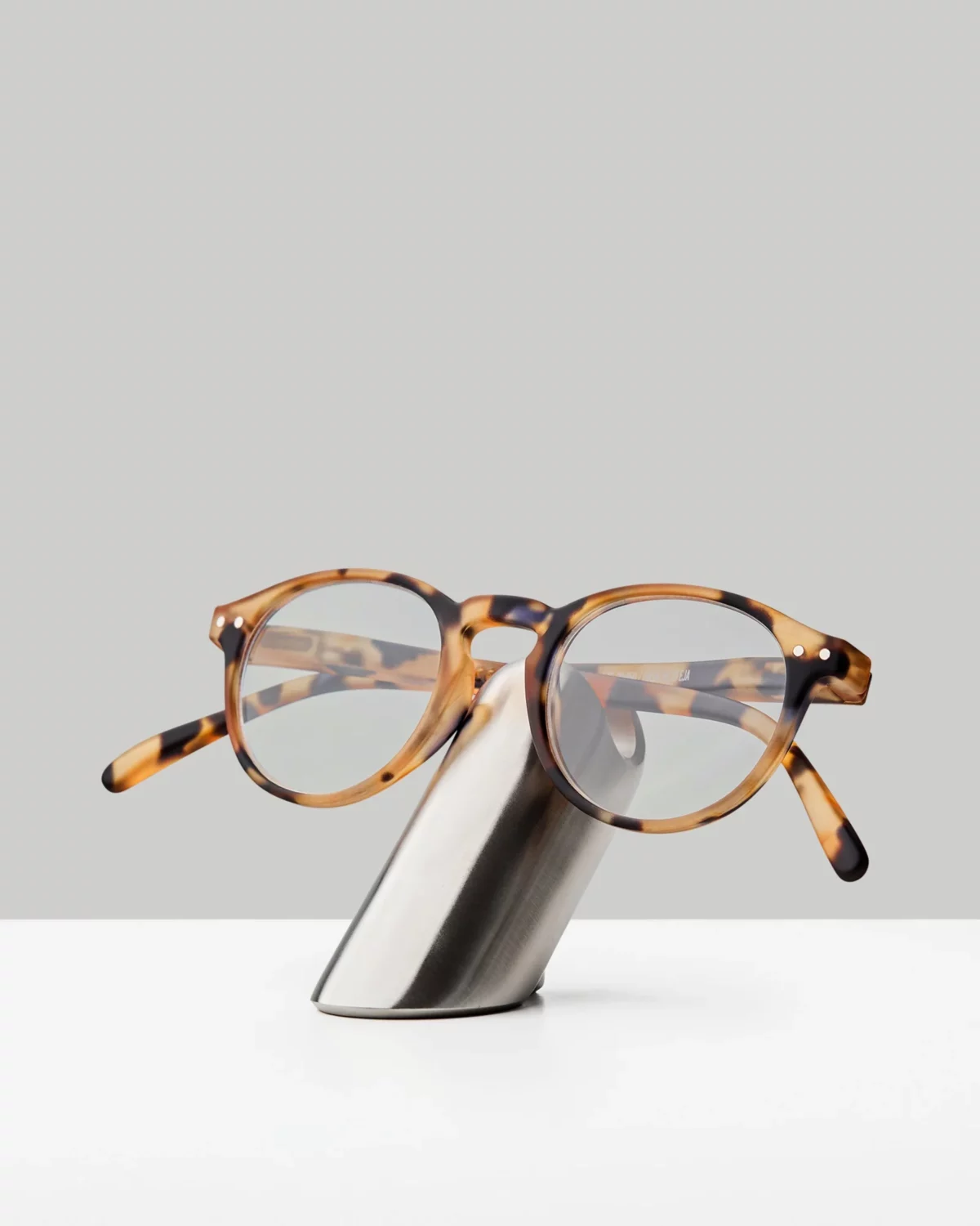 Présentoir Craighill Eyewear en acier inoxydable, vue détaillée 3 | One Horizon