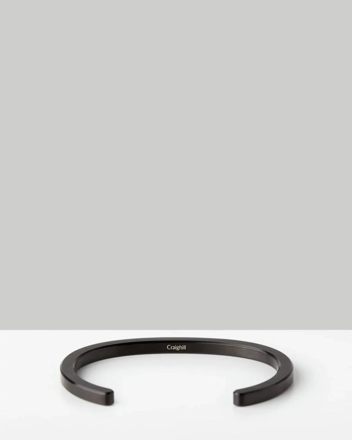 Craighill Radial Cuff Vapor Black XLarge | One Horizon