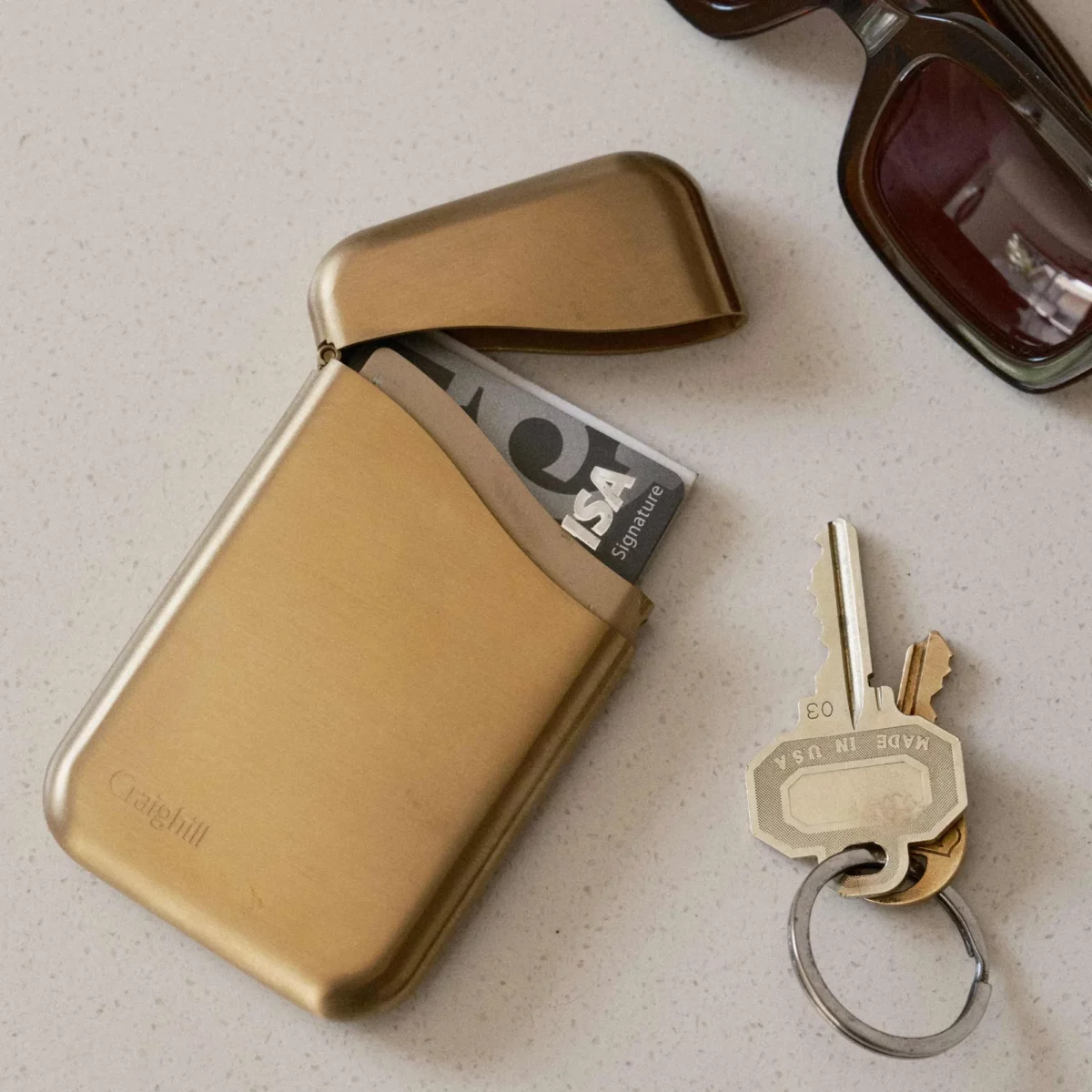 Craighill Summit Card Case Messing, Detailansicht 5 | One Horizon