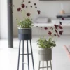 DesignBite Blumentopfständer Mitternachtsblau Niedrig, Detailansicht 3 | One Horizon
