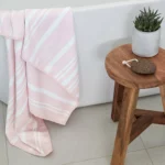 Dock & Bay Home Towel XL Pink, Detail Shot 5 | One Horizon
