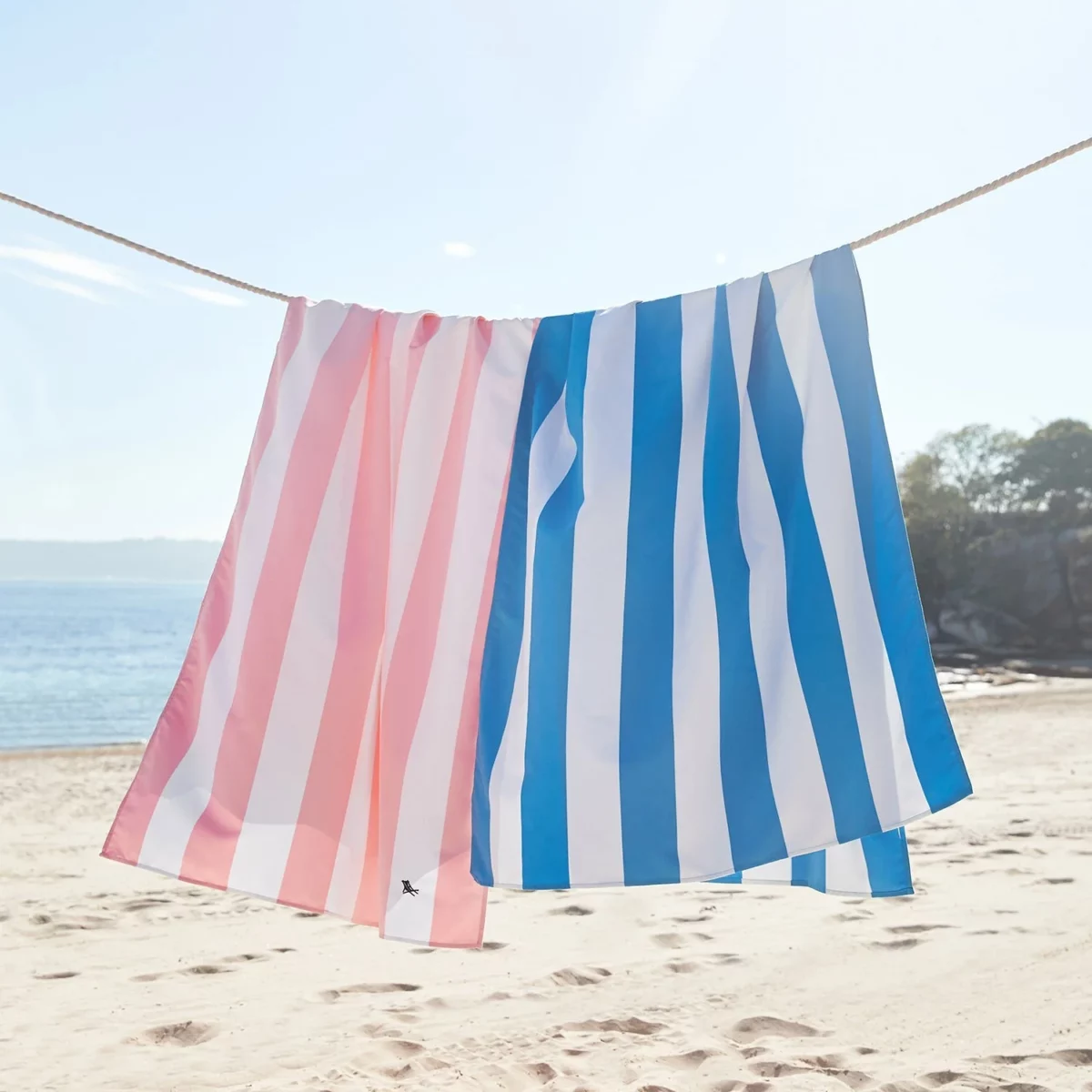 Serviette de plage Dock & Bay CABANA L rose clair, vue détaillée 4 | One Horizon