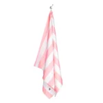 Serviette de plage Dock & Bay CABANA XL rose clair, vue détaillée 4 | One Horizon