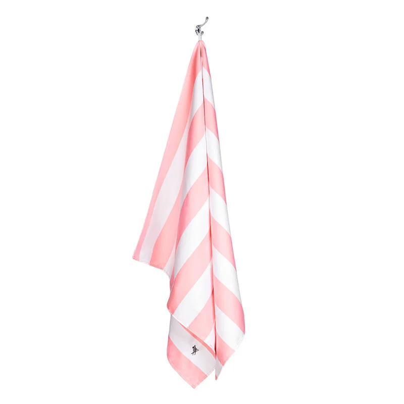 Serviette de plage Dock & Bay CABANA XL rose clair, vue détaillée 4 | One Horizon
