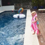Serviette de plage Dock & Bay CABANA XL rose, vue détaillée 8 | One Horizon