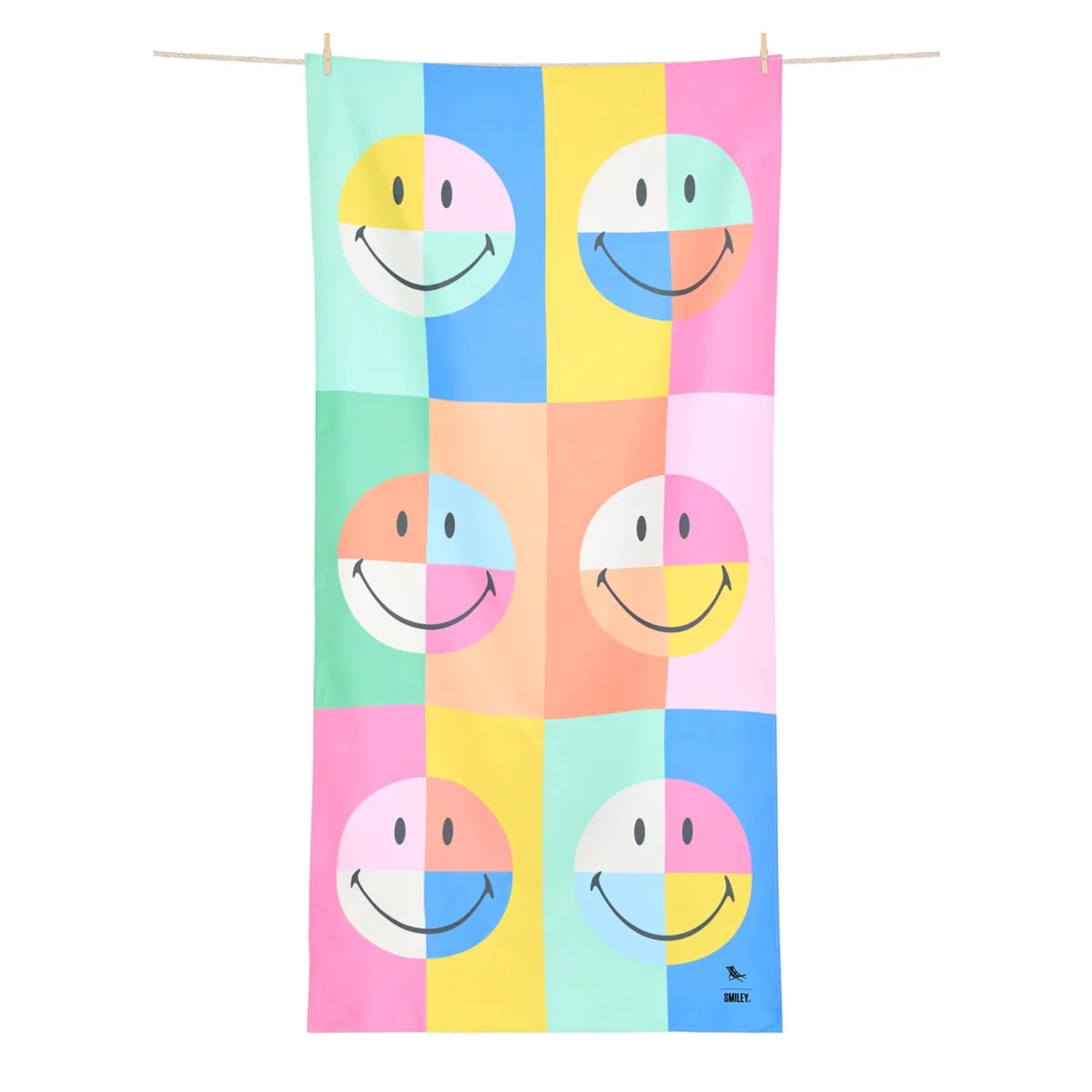 Dock & Bay Beach Towel CALM XL Smiley, Detail View 2 | One Horizon