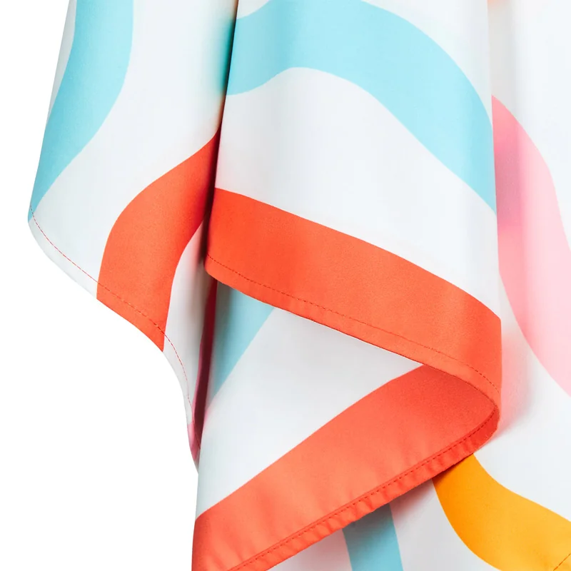Serviette de plage Dock & Bay KIDS M Squiggle, vue détaillée 2 | One Horizon