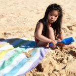 Serviette de plage Dock & Bay KIDS M Unicorn Waves, vue détaillée 7 | One Horizon