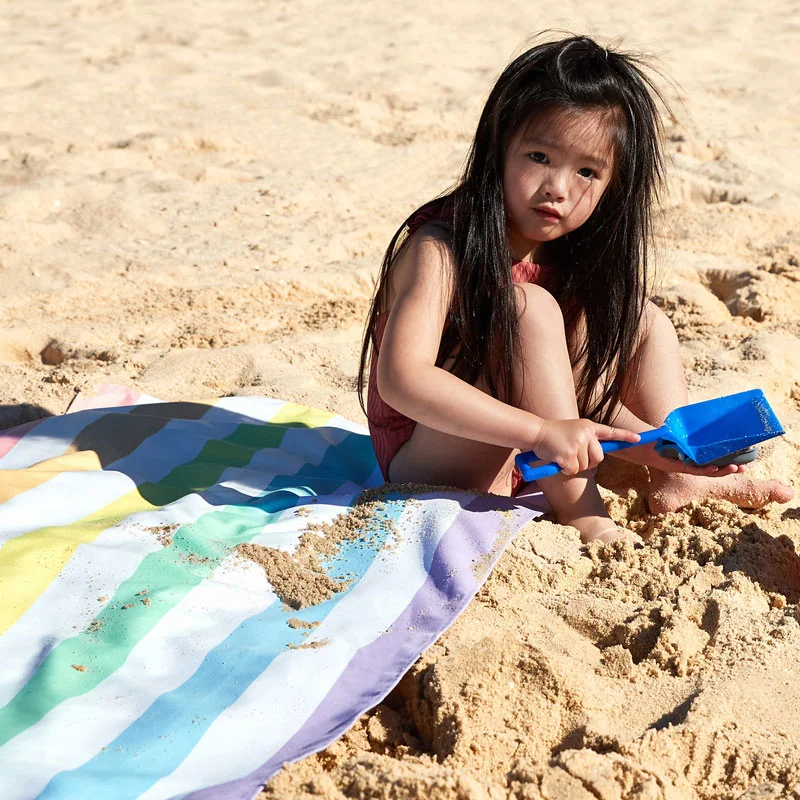 Serviette de plage Dock & Bay KIDS M Unicorn Waves, vue détaillée 7 | One Horizon