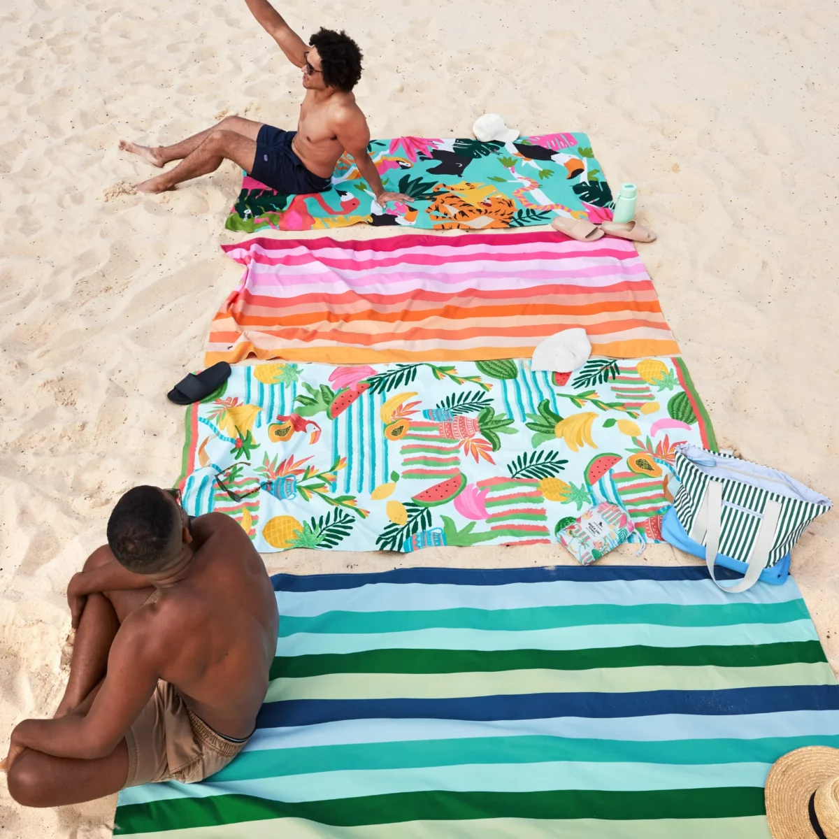 Serviette de plage Dock & Bay SUMMER XL Cool Lagoon, vue détaillée 7 | One Horizon