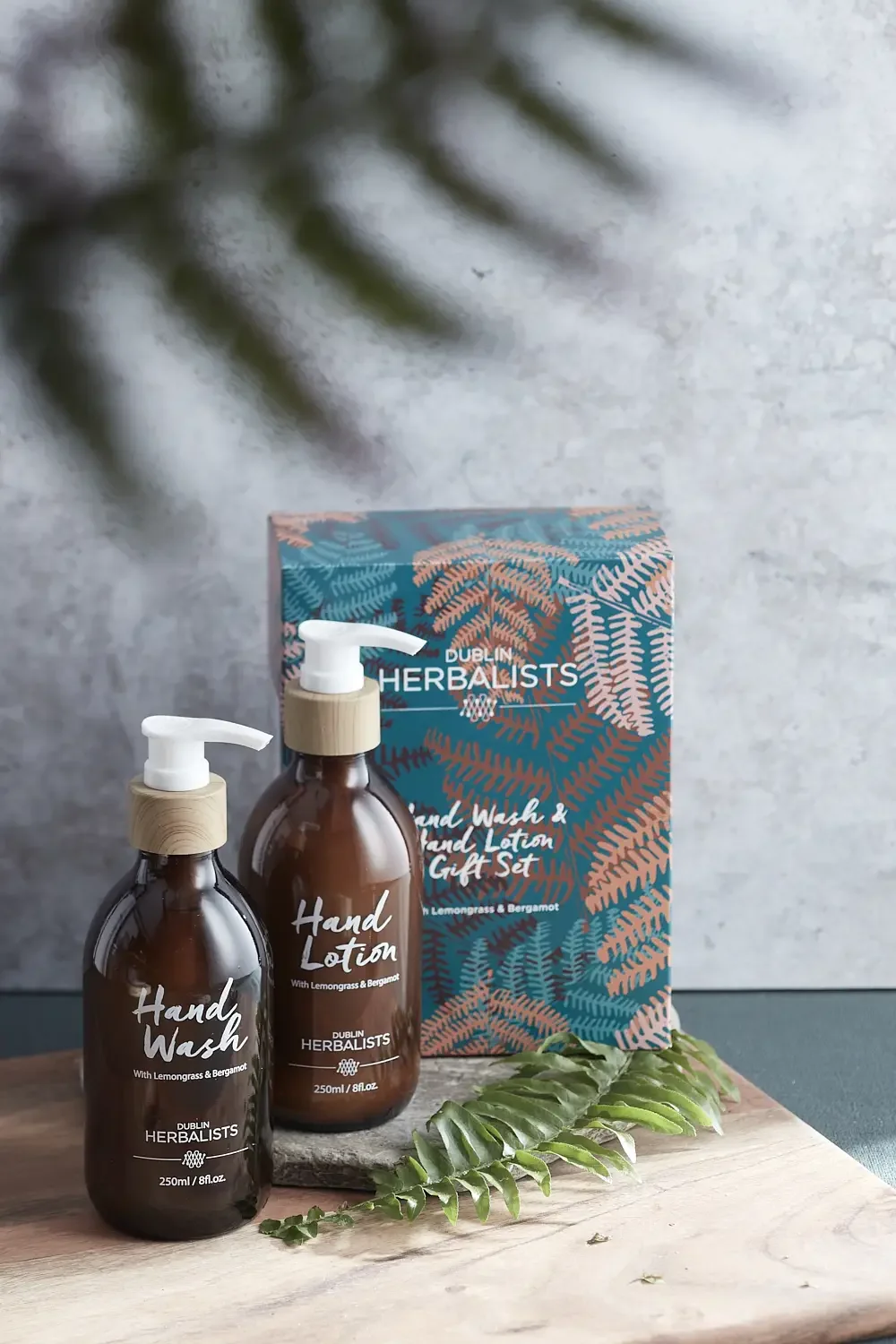 Dublin Herbalists Geschenkset Handseife & Handlotion, Detailansicht 3 | One Horizon