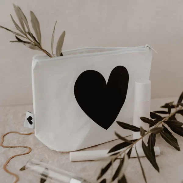Cosmetic bag - heart