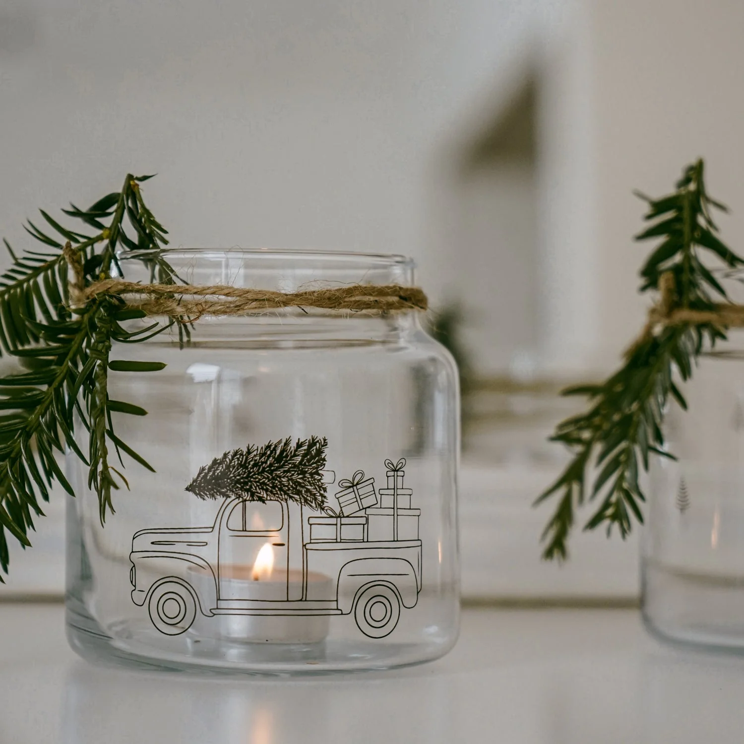 Glass vase medium Christmas car