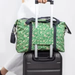 Sac de voyage pour enfant « Abstract Flowers » - Vert + Rose, vue détaillée 6 | One Horizon