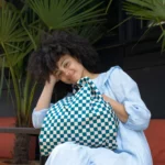 Kind Bag Medium Bag Checkerb. Teal & Beige, Detail View 5 | One Horizon