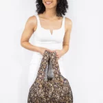 Kind Bag Medium Bag Leopard, Close-up 2 | One Horizon