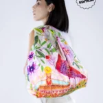 Kind Bag Medium Bag Roeqiya Redbird, Detail View 2 | One Horizon