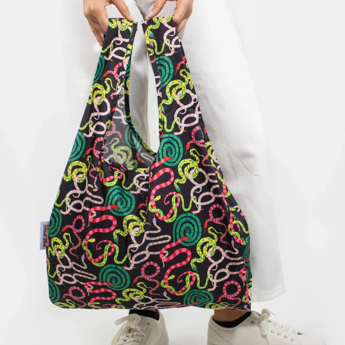 Kind Bag Medium Bag Sizzling Snakes, Detail View 7 | One Horizon