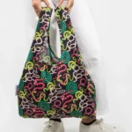 Kind Bag Medium Bag Sizzling Snakes, Detail View 7 | One Horizon