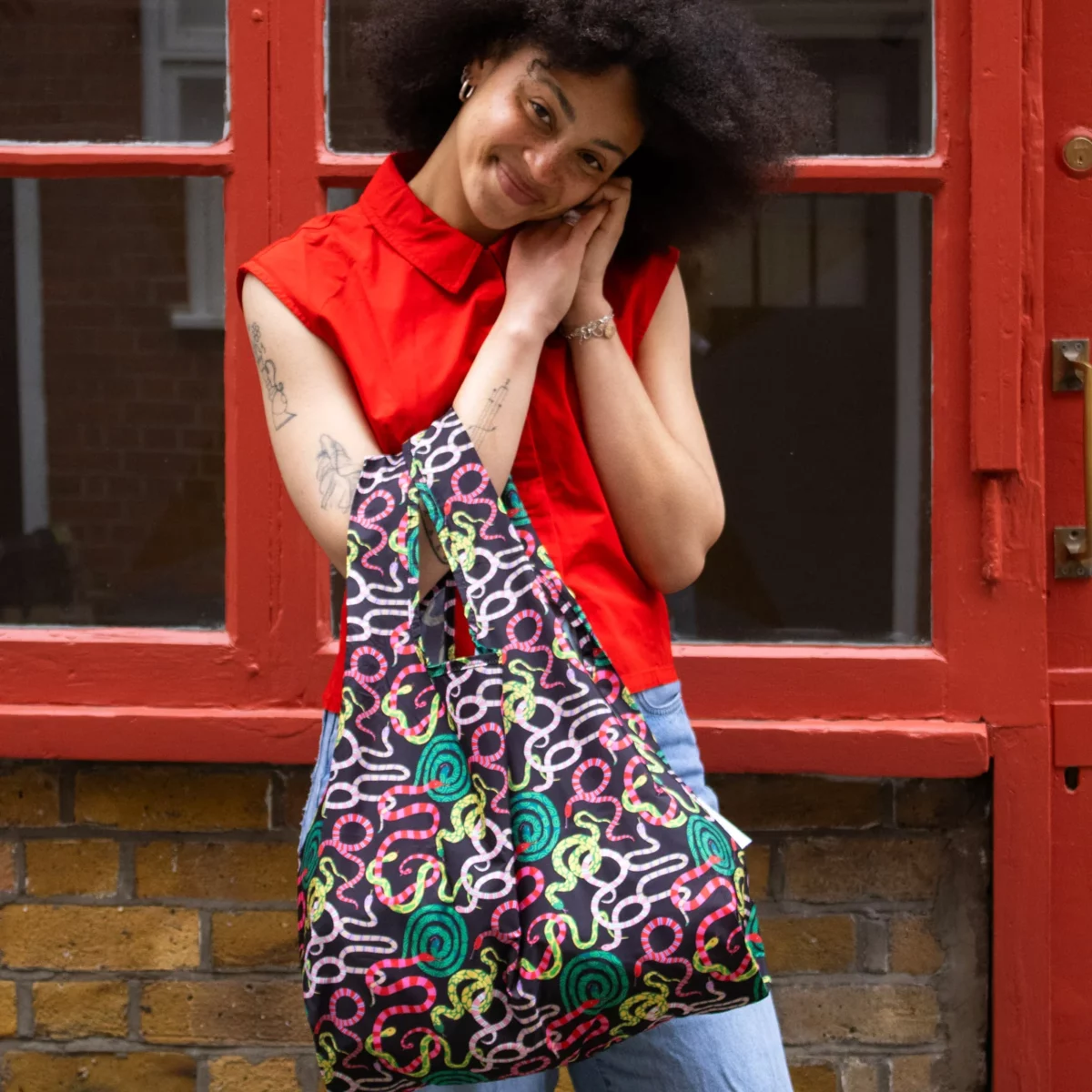 Kind Bag Medium Bag Sizzling Snakes, Detail View 9 | One Horizon