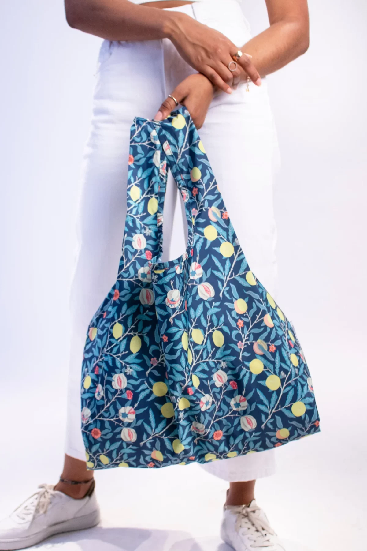 Kind Bag Medium Bag WM Fruit, Detail View 4 | One Horizon