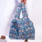 Kind Bag Medium Bag WM Strawberry Thief, Detail View 5 | One Horizon